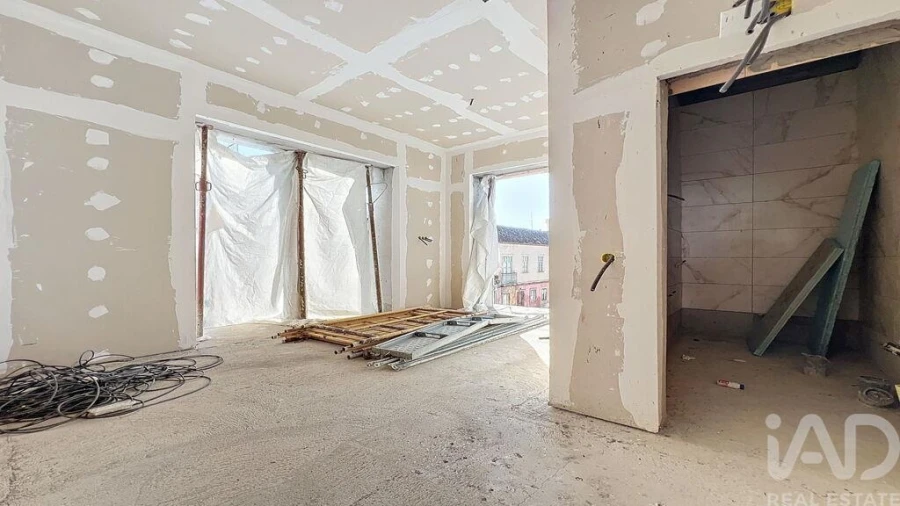 Prédio para Venda em Vila Real de Santo Antonio Foto 23