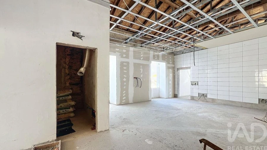 Prédio para Venda em Vila Real de Santo Antonio Foto 19