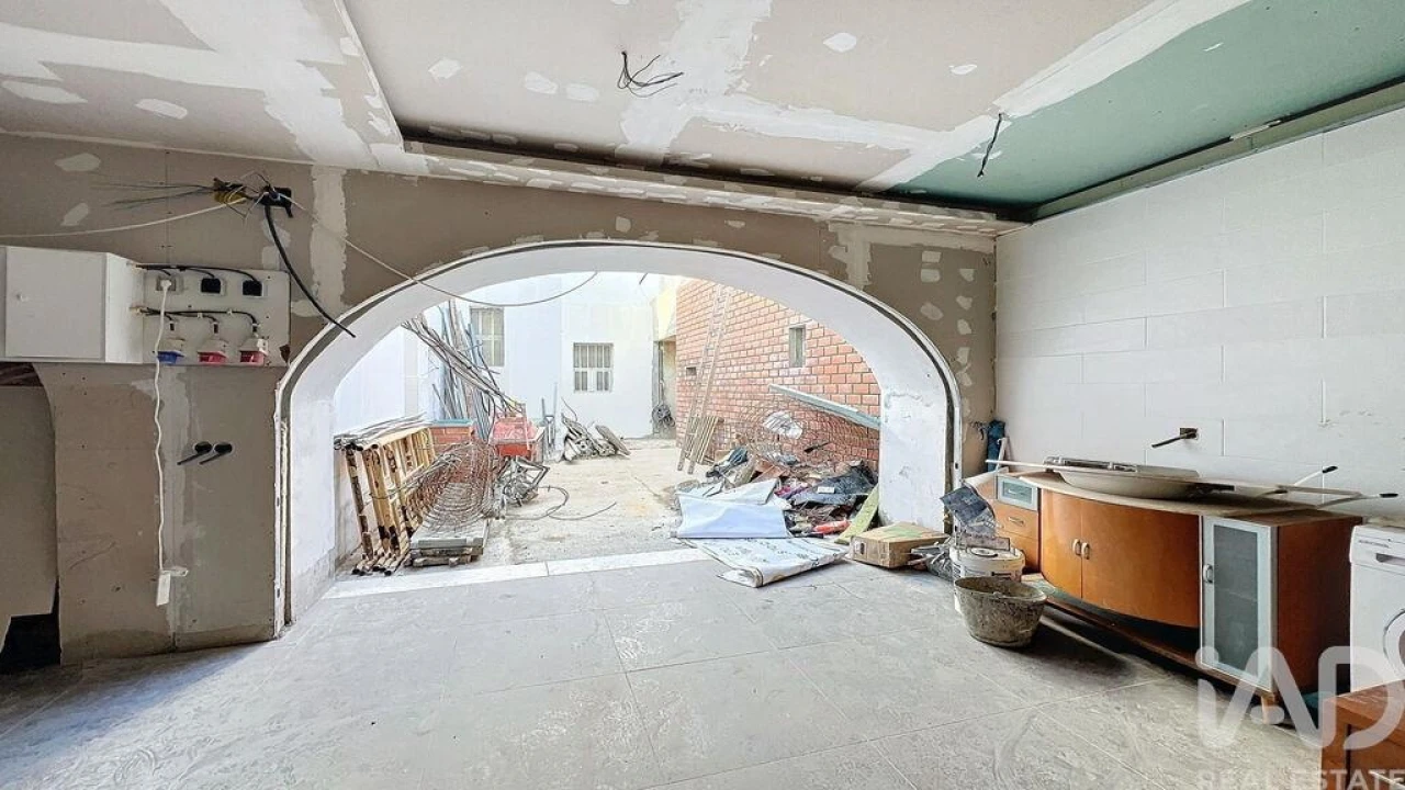 Prédio para Venda em Vila Real de Santo Antonio Foto 9