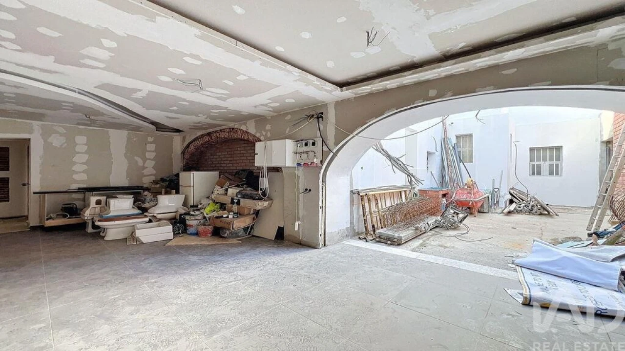 Prédio para Venda em Vila Real de Santo Antonio Foto 26