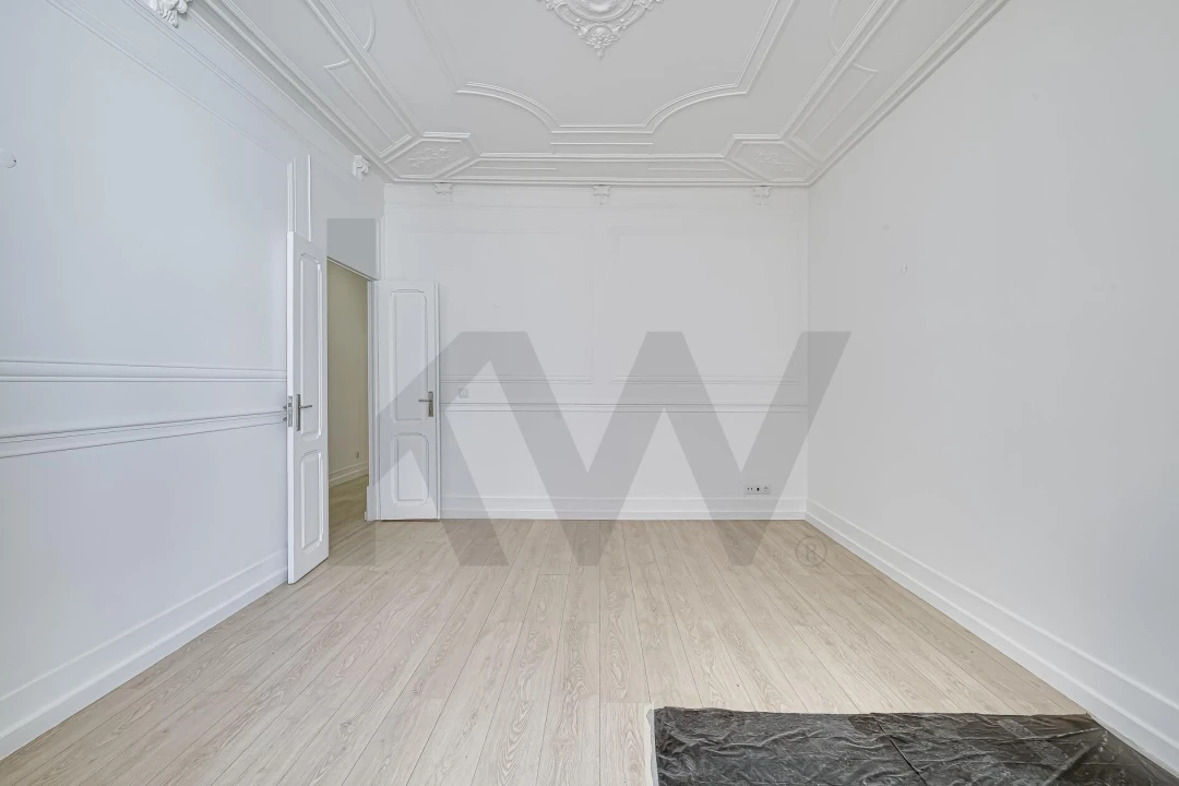 Apartamento T3 para Arrendamento em Avenidas Novas Foto 12