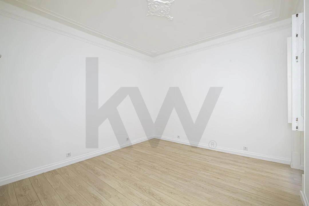 Apartamento T3 para Arrendamento em Avenidas Novas Foto 6