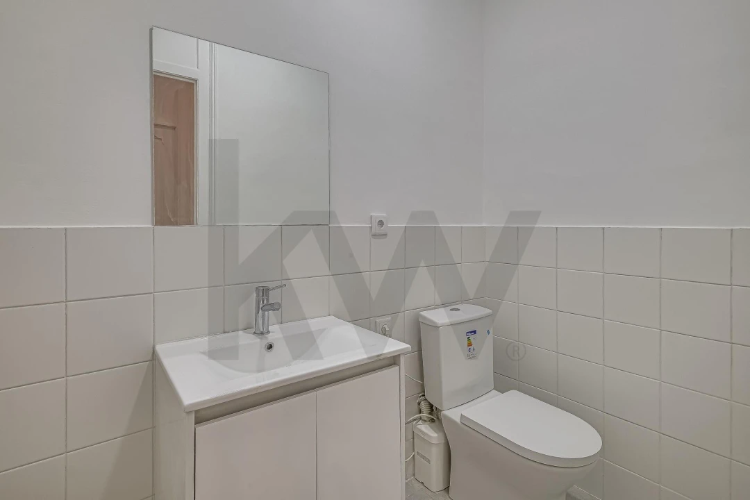 Apartamento T3 para Arrendamento em Avenidas Novas Foto 9