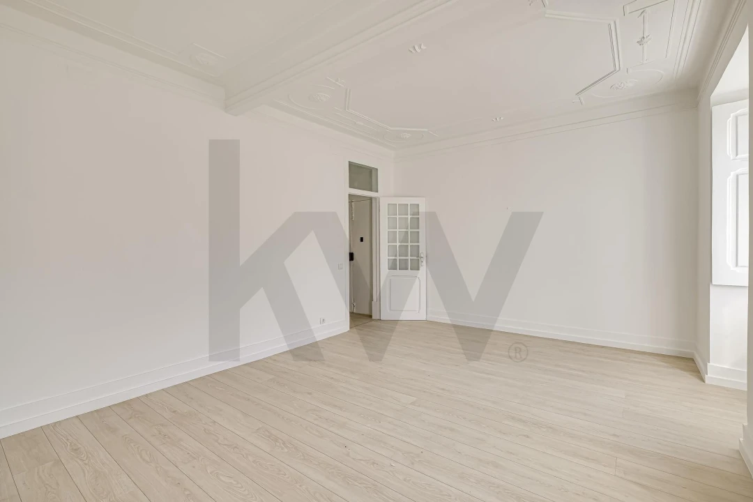 Apartamento T3 para Arrendamento em Avenidas Novas Foto 4