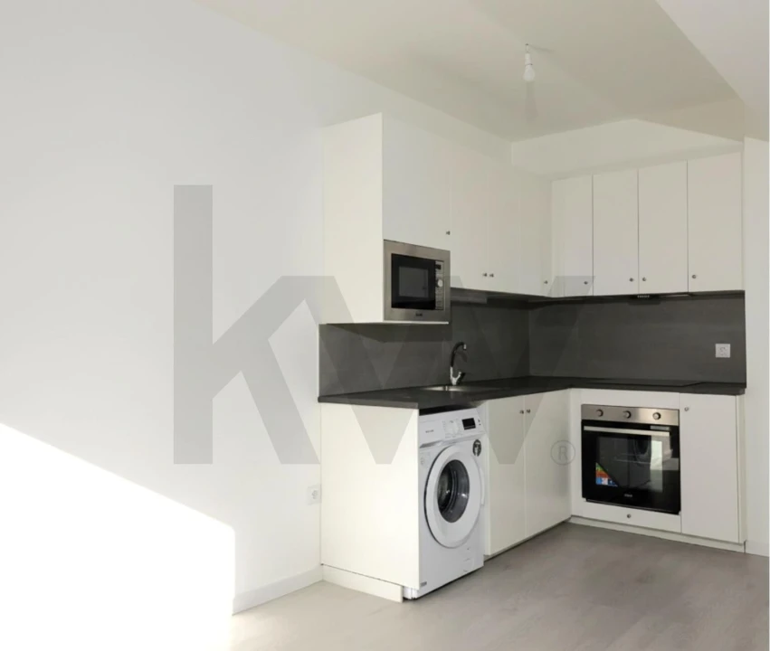 Apartamento T1 para Arrendamento em Arrimal e Mendiga Foto 2