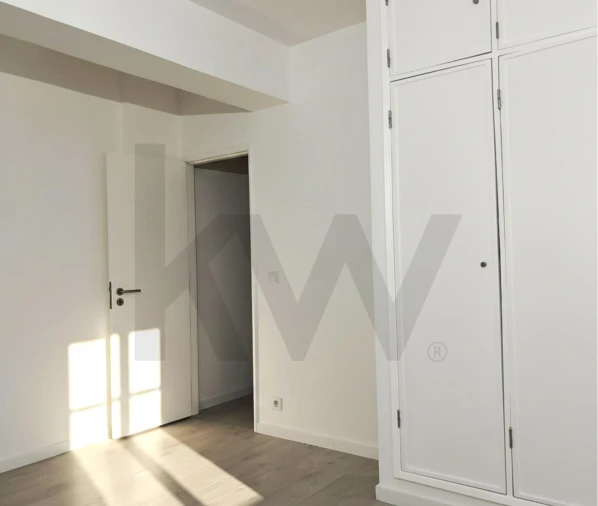 Apartamento T1 para Arrendamento em Arrimal e Mendiga Foto 8