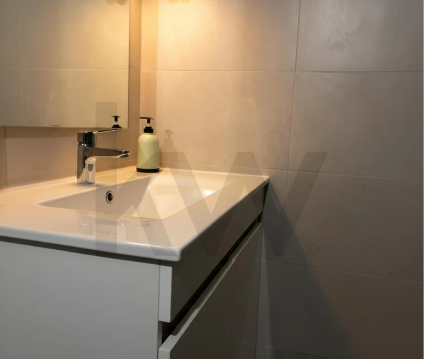 Apartamento T1 para Arrendamento em Arrimal e Mendiga Foto 10