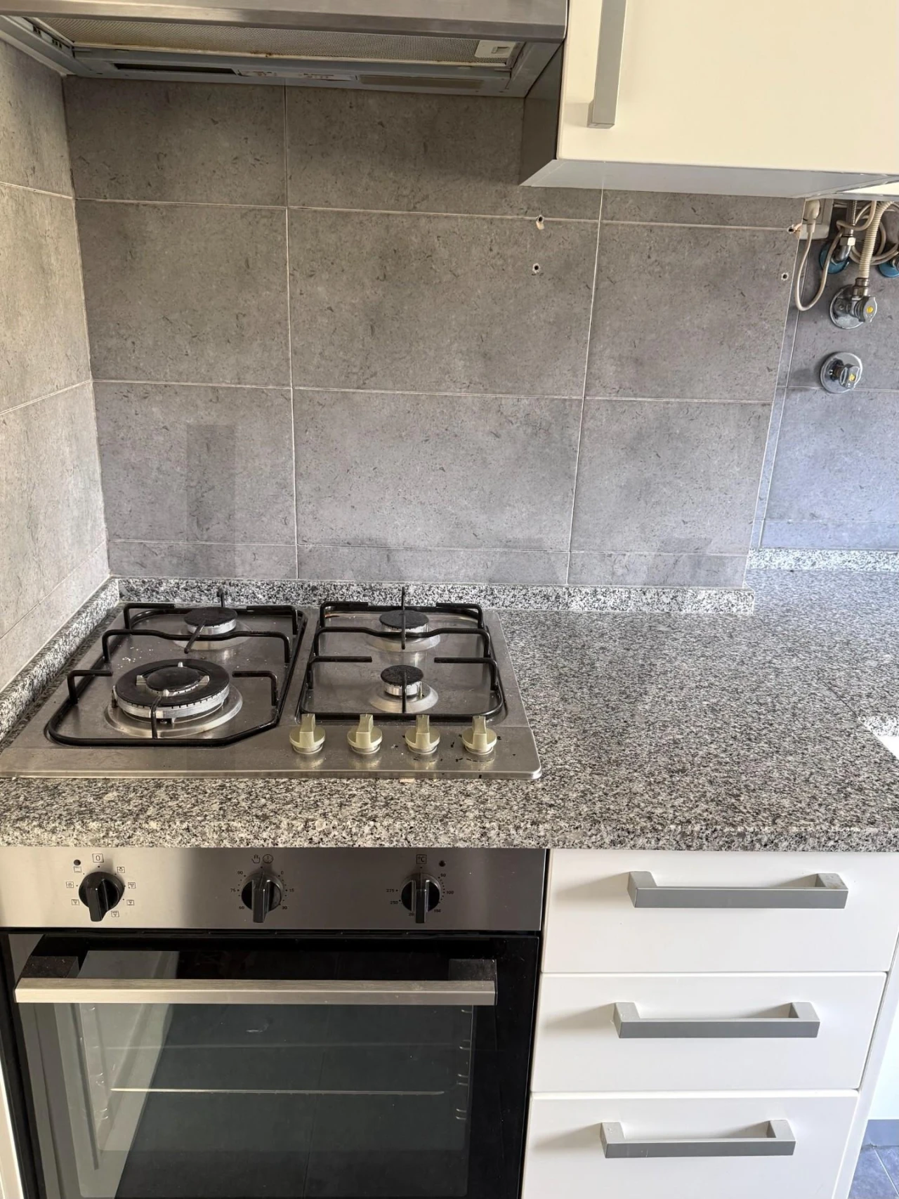 Apartamento T2 para Arrendamento em Campo de Ourique Foto 20