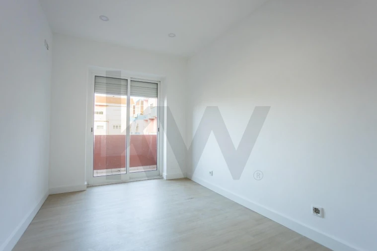 Apartamento T2 para Venda em Alto do Seixalinho, Santo André e Verderena Foto 14