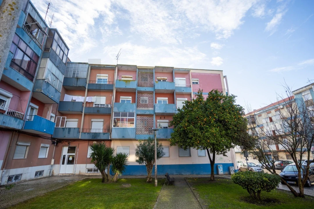 Apartamento T2 para Venda em Alto do Seixalinho, Santo André e Verderena Foto 2