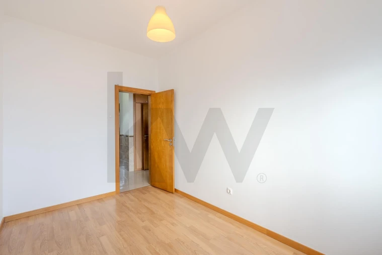 Apartamento T2 para Venda em Baixa da Banheira e Vale da Amoreira Foto 10