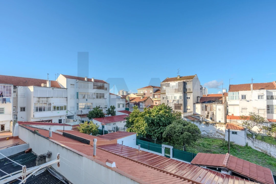 Apartamento T2 para Venda em Baixa da Banheira e Vale da Amoreira Foto 23