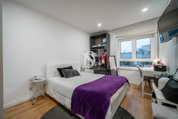 Apartamento T3 para Venda em Arcozelo Foto 13