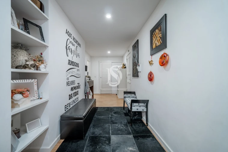 Apartamento T3 para Venda em Arcozelo Foto 6