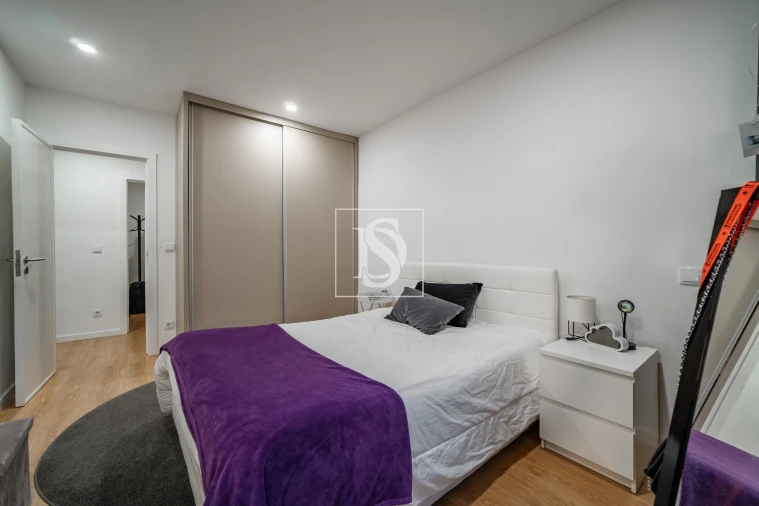 Apartamento T3 para Venda em Arcozelo Foto 14