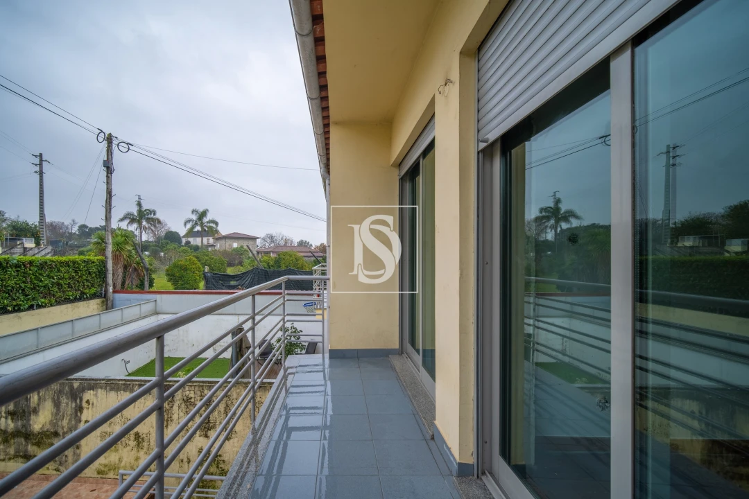 Moradia T3 para Venda em Lage Foto 19