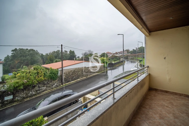 Moradia T3 para Venda em Lage Foto 4