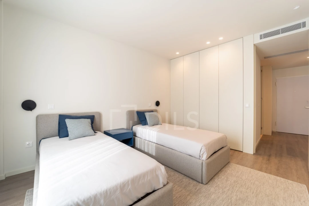 Apartamento T1 para Venda em Azurem Foto 3