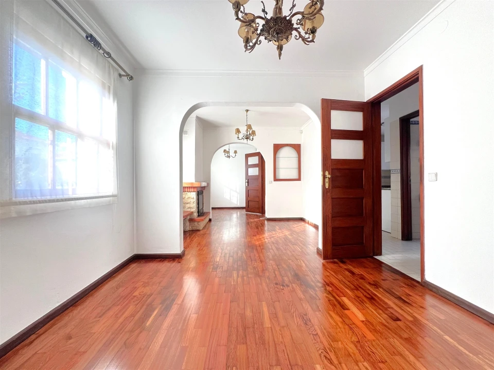 Moradia T5 para Arrendamento em Ramalde Foto 11