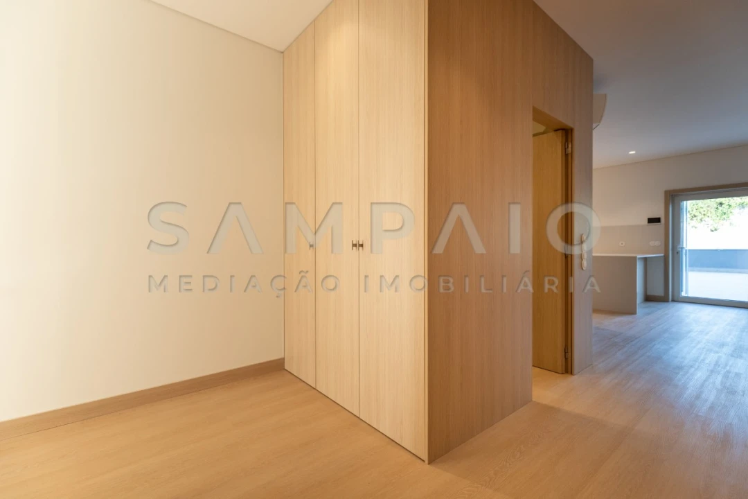 Apartamento T2 para Venda em Fânzeres e São Pedro da Cova Foto 33