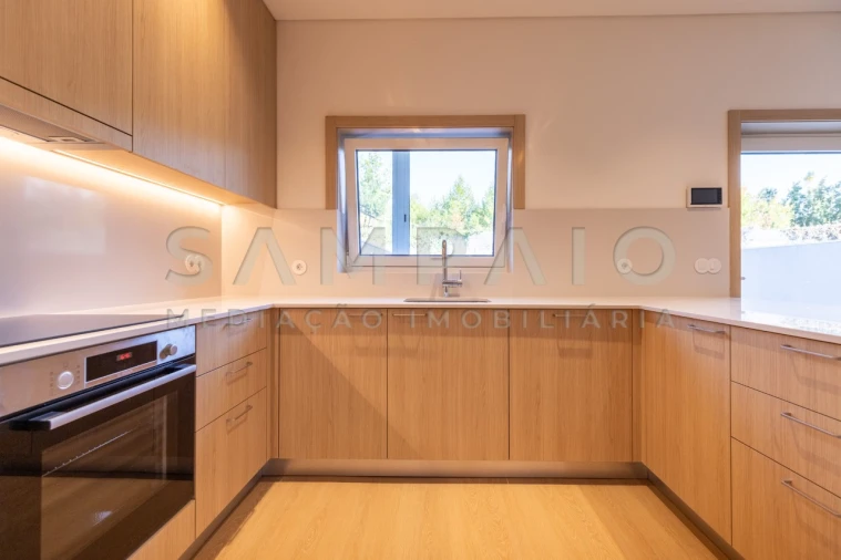 Apartamento T2 para Venda em Fânzeres e São Pedro da Cova Foto 13