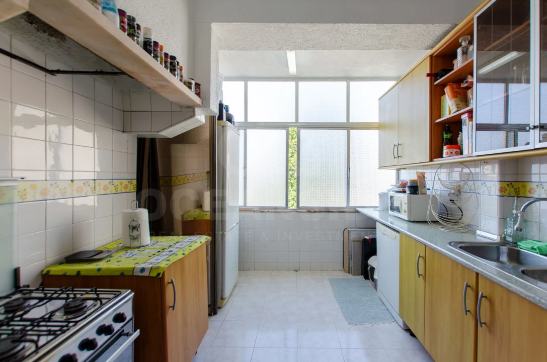 Apartamento T2 para Venda em Agualva e Mira-Sintra Foto 19