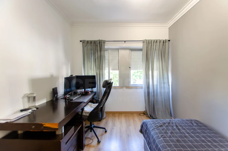 Apartamento T2 para Venda em Agualva e Mira-Sintra Foto 23