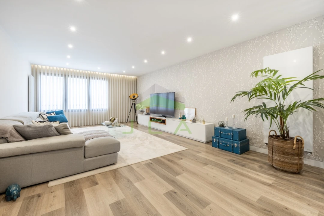 Apartamento T4 para Venda em Marrazes e Barosa Foto 13