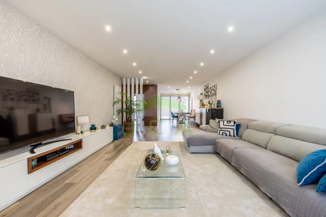 Apartamento T4 para Venda em Marrazes e Barosa Foto 15