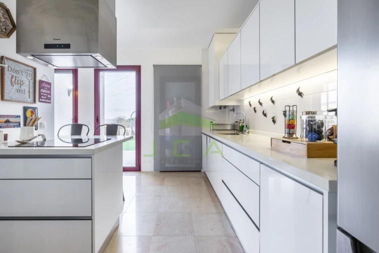 Apartamento T4 para Venda em Marrazes e Barosa Foto 4