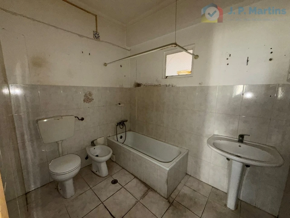 Apartamento T3 para Venda em Almada, Cova da Piedade, Pragal e Cacilhas Foto 10