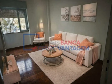 Apartamento T2 para Venda em Agualva e Mira-Sintra