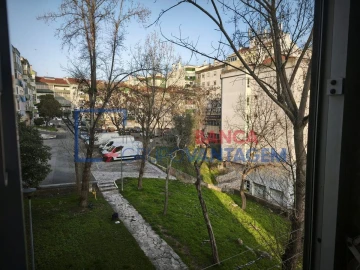 Apartamento T2 para Venda em Agualva e Mira-Sintra