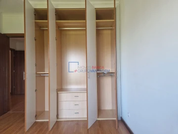 Apartamento T3 para Venda em Alenquer (Santo Estêvão e Triana)
