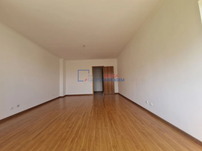 Apartamento T3 para Venda em Alenquer (Santo Estêvão e Triana) Foto 3