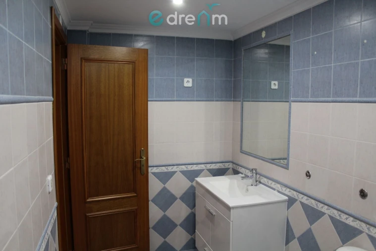 Moradia T4 para Venda em Sesimbra (Castelo) Foto 17