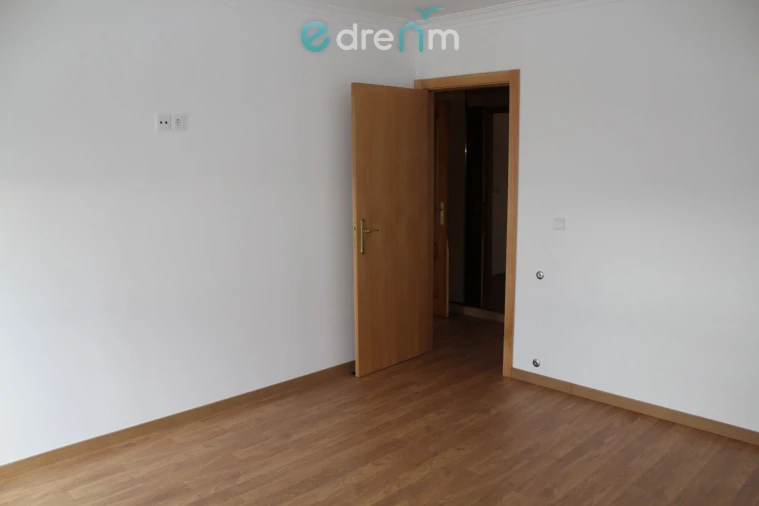 Moradia T4 para Venda em Sesimbra (Castelo) Foto 21