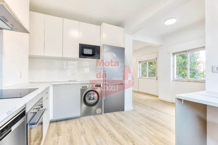 Apartamento T3 para Venda em Setubal (São Sebastião) Foto 2