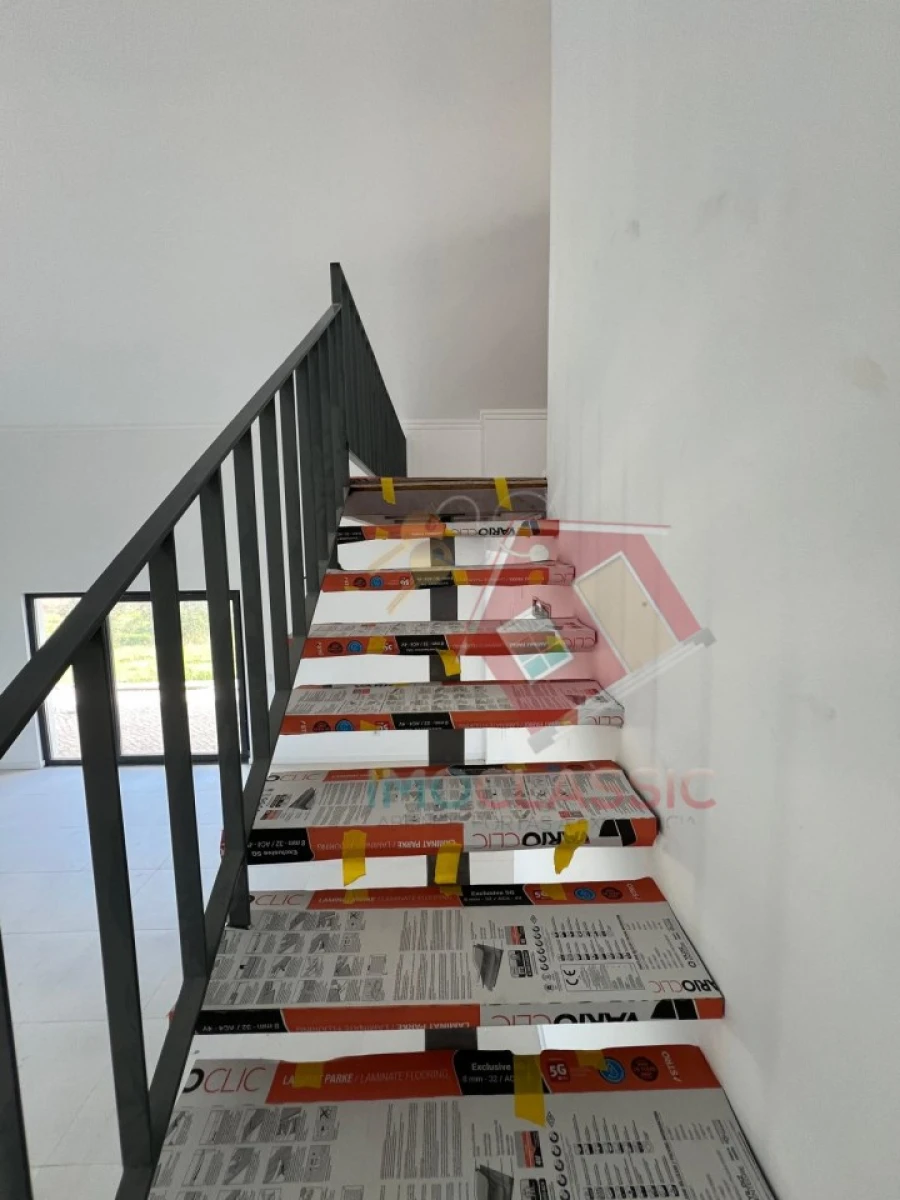 Moradia T3 para Venda em Pinhal Novo Foto 18