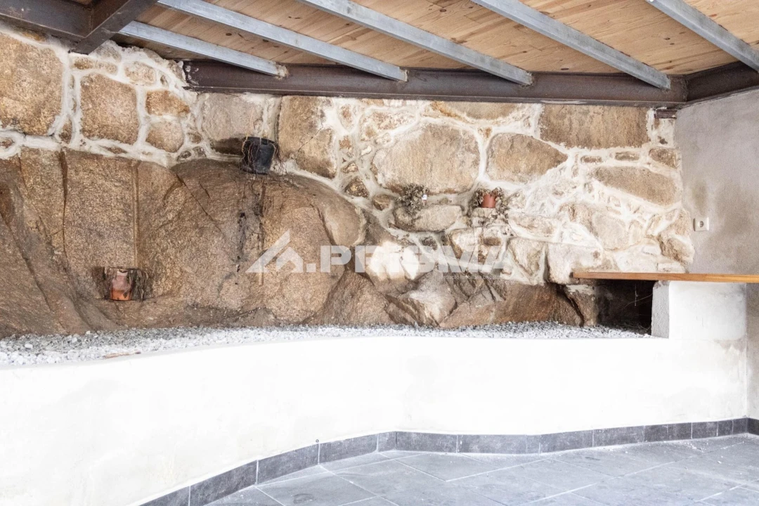 Moradia T2 para Venda em Idanha-A-Nova e Alcafozes Foto 3