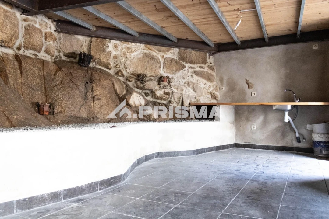 Moradia T2 para Venda em Idanha-A-Nova e Alcafozes Foto 2