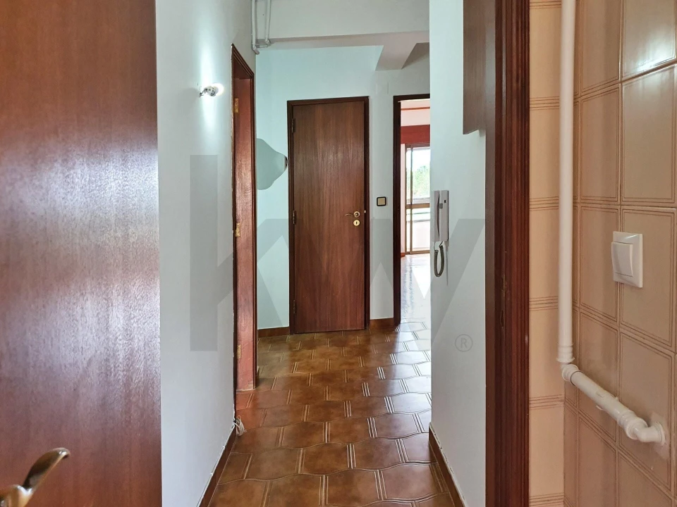 Apartamento T3 para Arrendamento em Almada, Cova da Piedade, Pragal e Cacilhas Foto 3