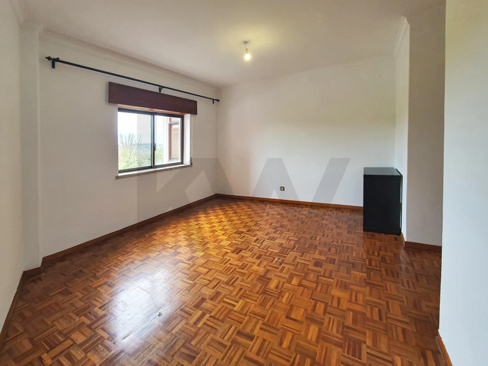 Apartamento T3 para Arrendamento em Almada, Cova da Piedade, Pragal e Cacilhas Foto 14