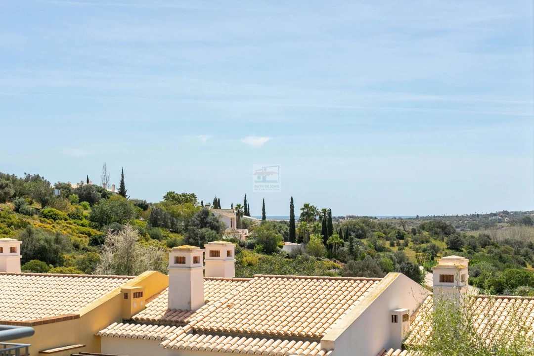Apartamento T2 para Venda em Mexilhoeira Grande Foto 35