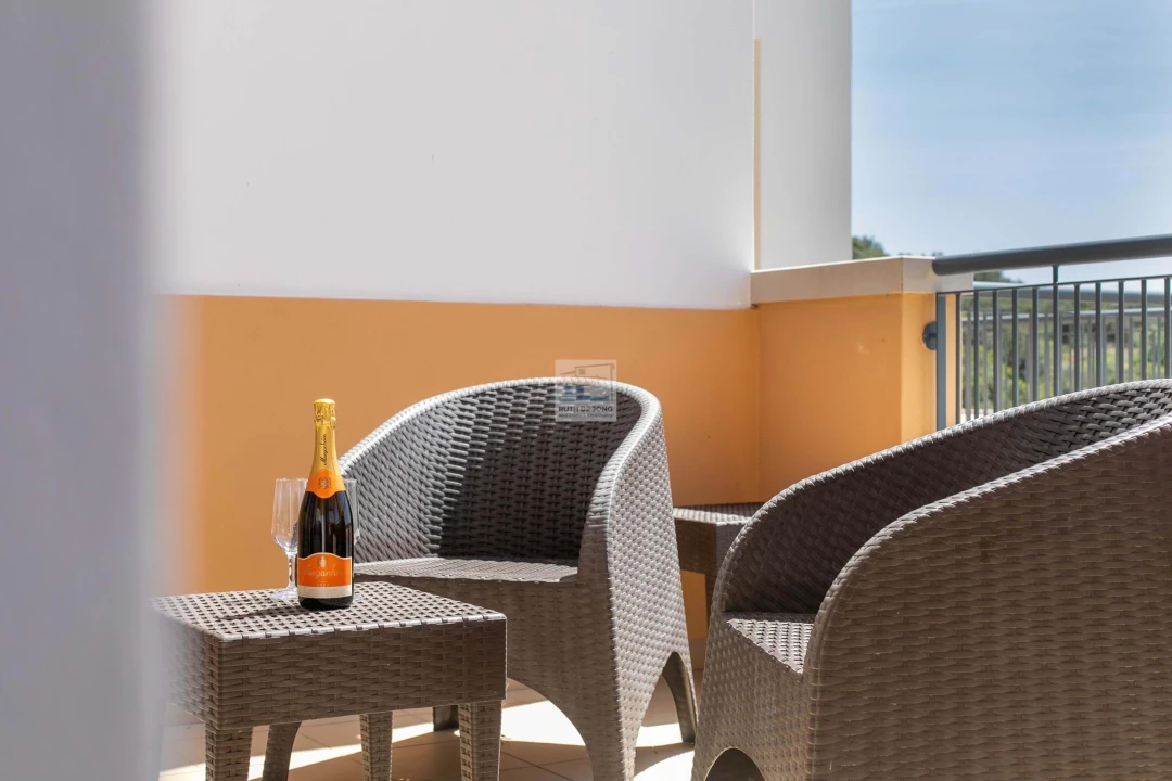 Apartamento T2 para Venda em Mexilhoeira Grande Foto 33