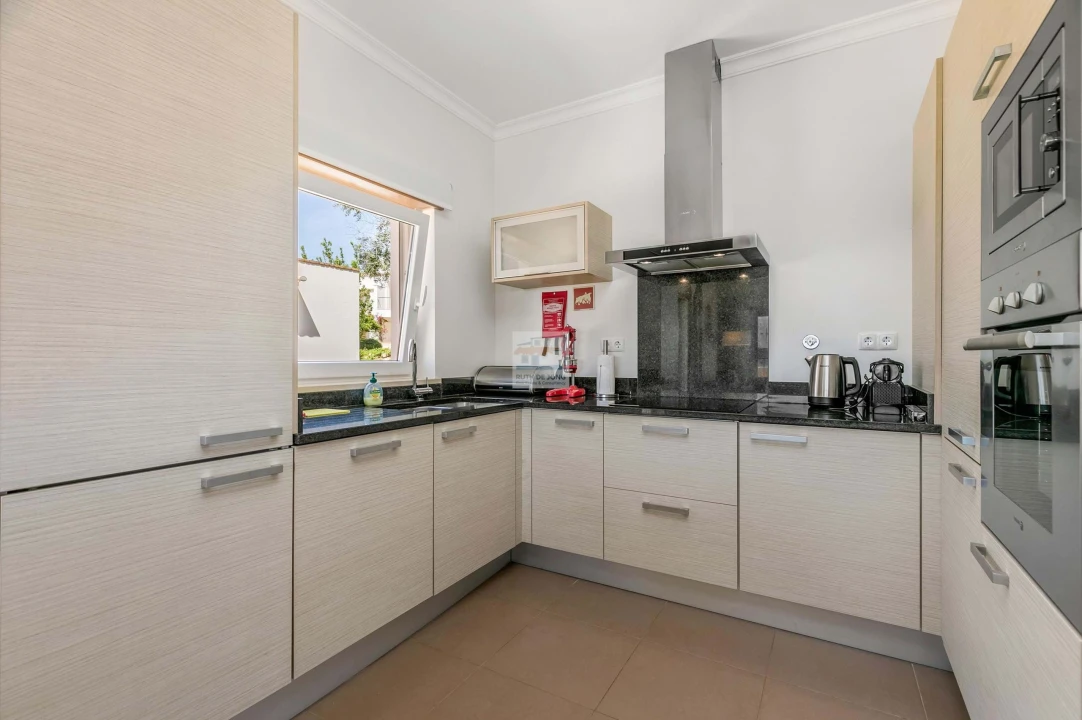 Apartamento T2 para Venda em Mexilhoeira Grande Foto 9