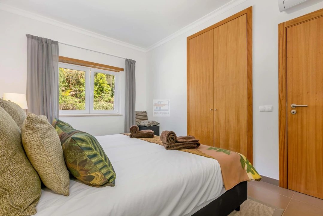 Apartamento T2 para Venda em Mexilhoeira Grande Foto 28