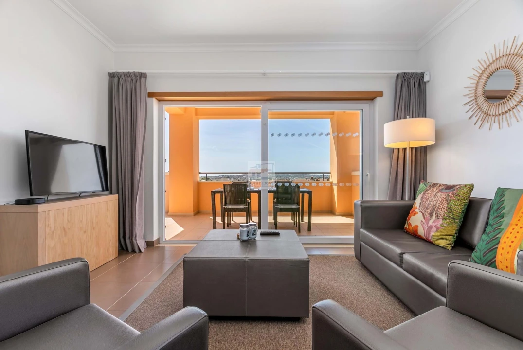 Apartamento T2 para Venda em Mexilhoeira Grande Foto 14