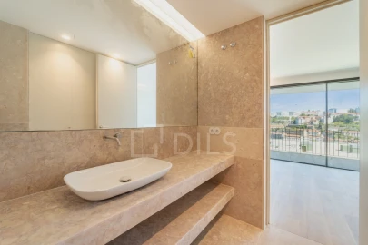 Apartamento T2 para Venda em Santa Marinha e São Pedro da Afurada