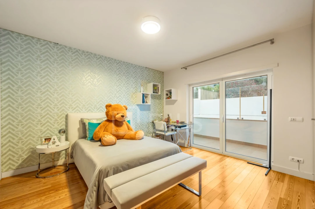 Moradia T4 para Venda em Alcabideche Foto 9